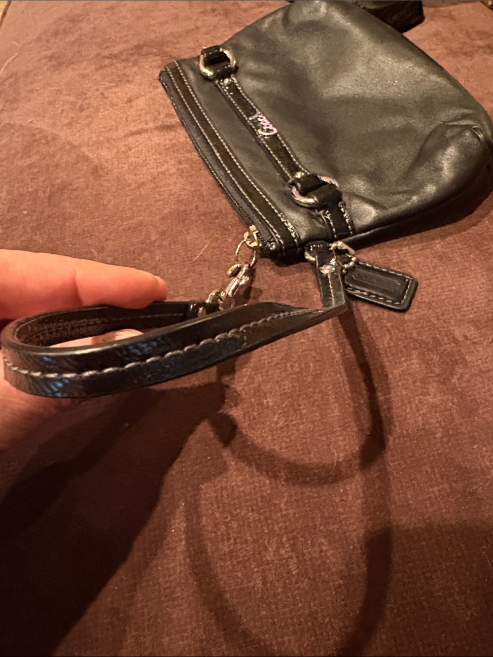Coach Black Leather Wristlet with Logo Detail - Picture 6 of 6